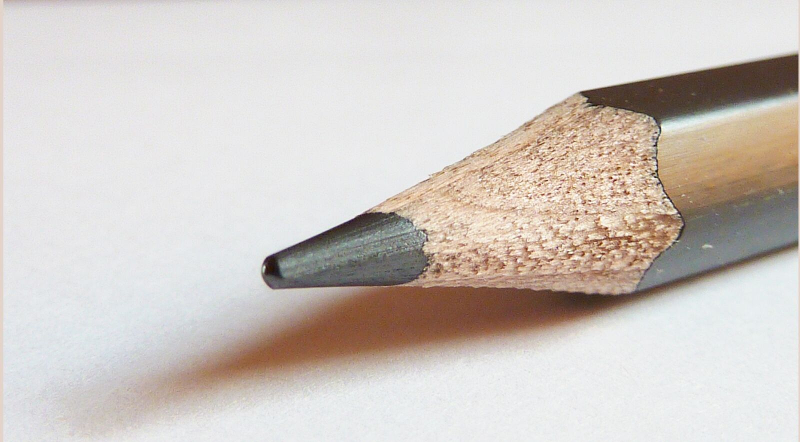 Panasonic DMC-TZ7 sample photo. Pencil, graphite pencil, write photography
