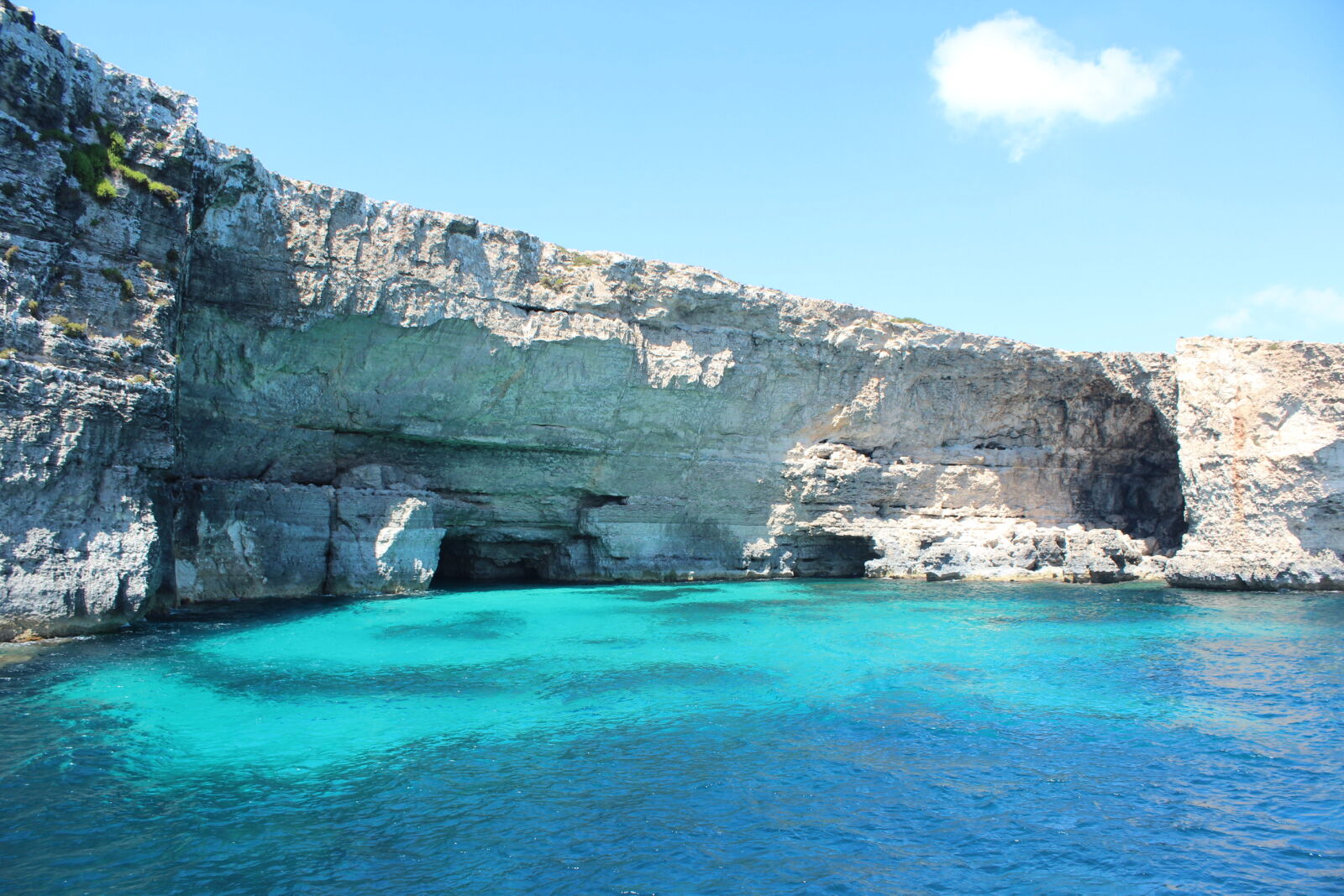 Canon EOS 600D (Rebel EOS T3i / EOS Kiss X5) sample photo. Bluelagoon, comino, gozo, island photography