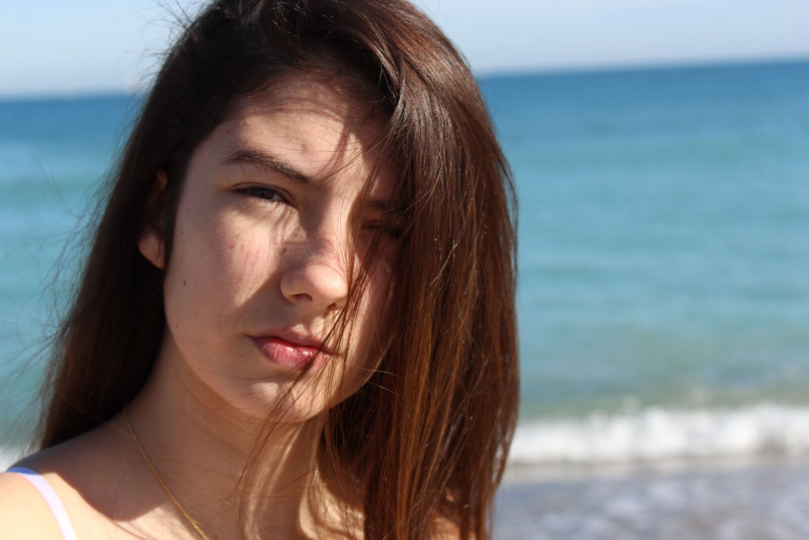 Canon EOS 1300D (EOS Rebel T6 / EOS Kiss X80) sample photo. Sea, portrait, beauty photography
