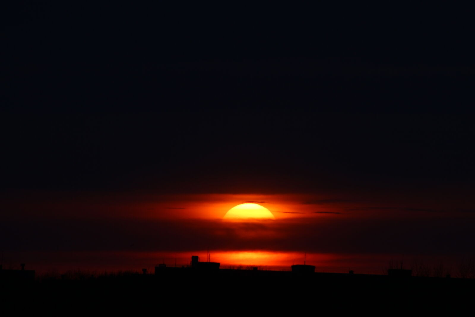 Canon EF 75-300mm f/4-5.6 sample photo. April sunset photography