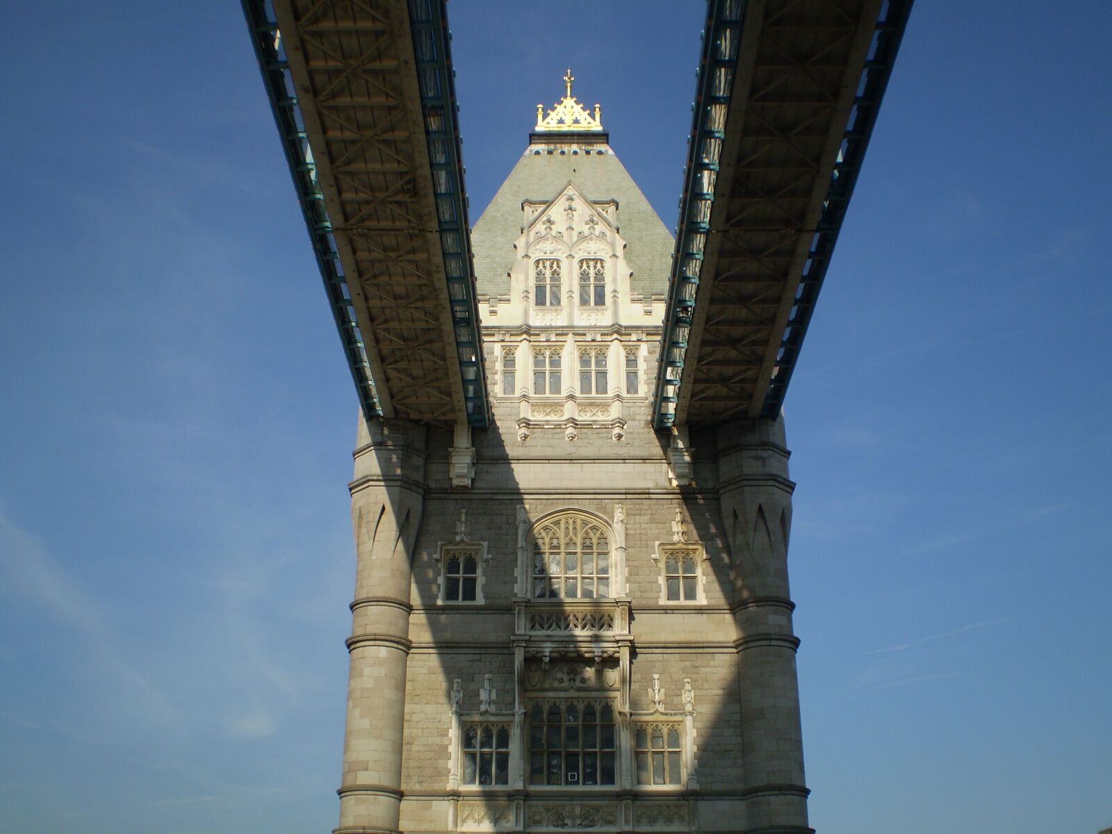 Olympus FE210,X775 sample photo. London tourism, trip, europe photography