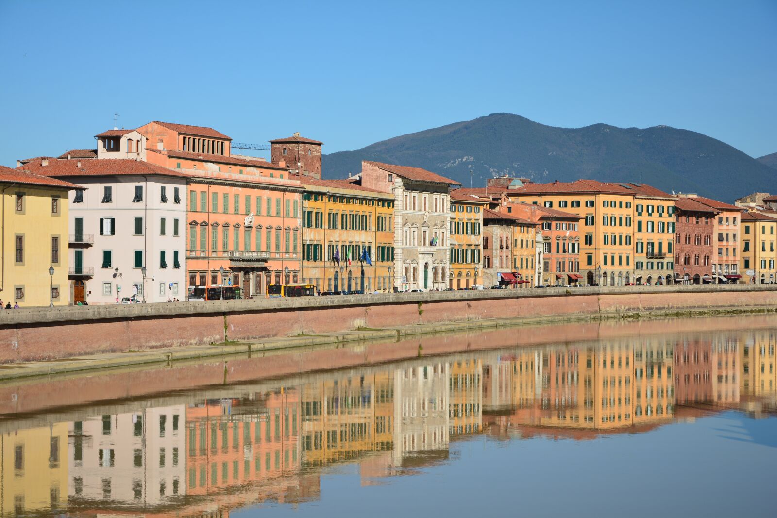 Nikon D7100 sample photo. Pisa, lungarno, italy photography