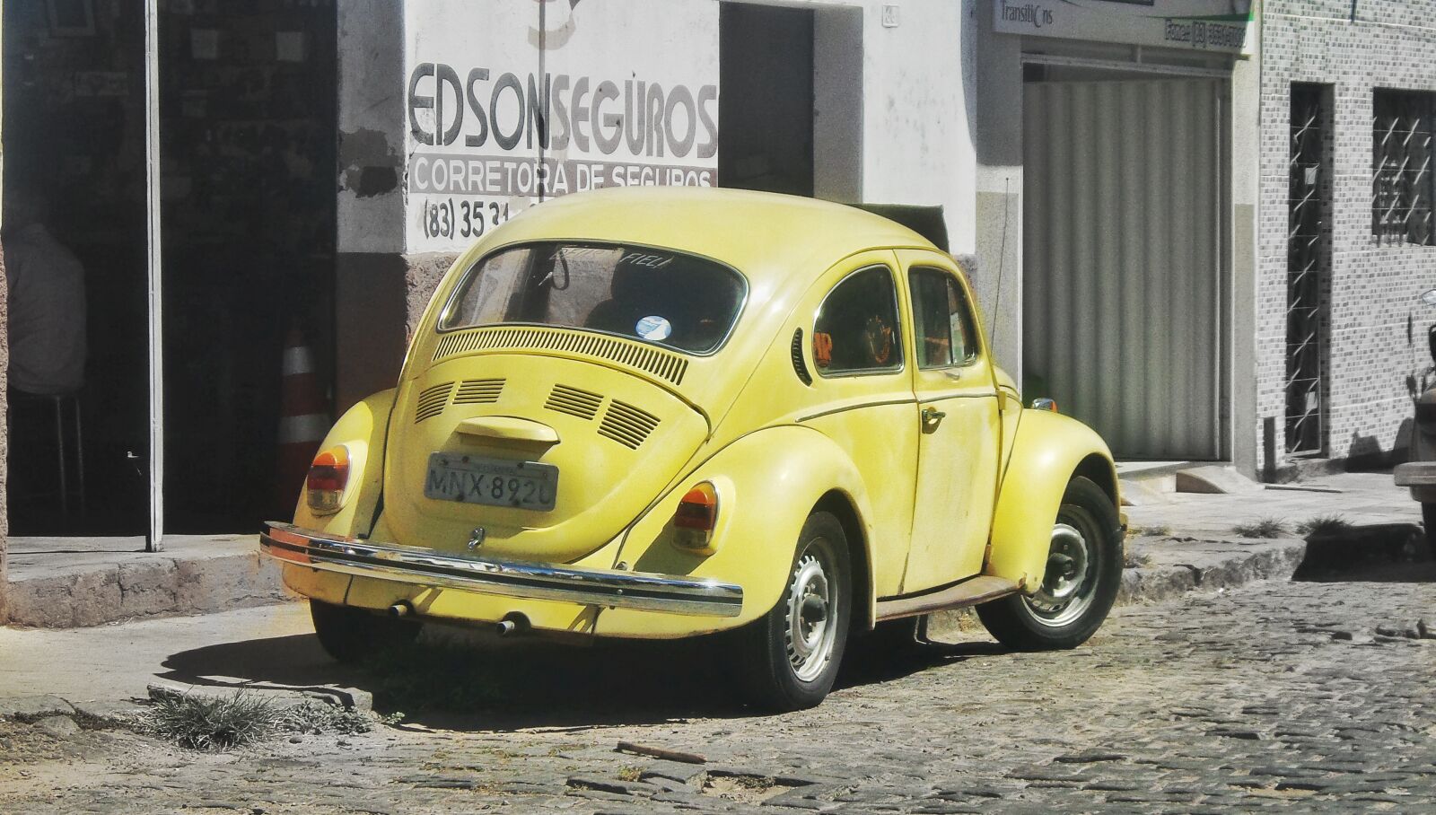Samsung Galaxy S4 Zoom sample photo. Beetle, street, photo, volks photography