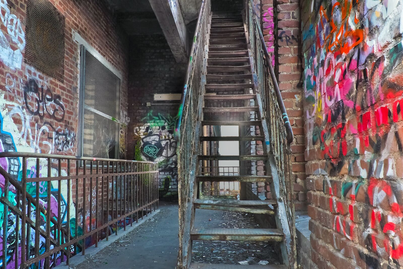 Olympus OM-D E-M10 sample photo. Lost places, abandoned, factory photography