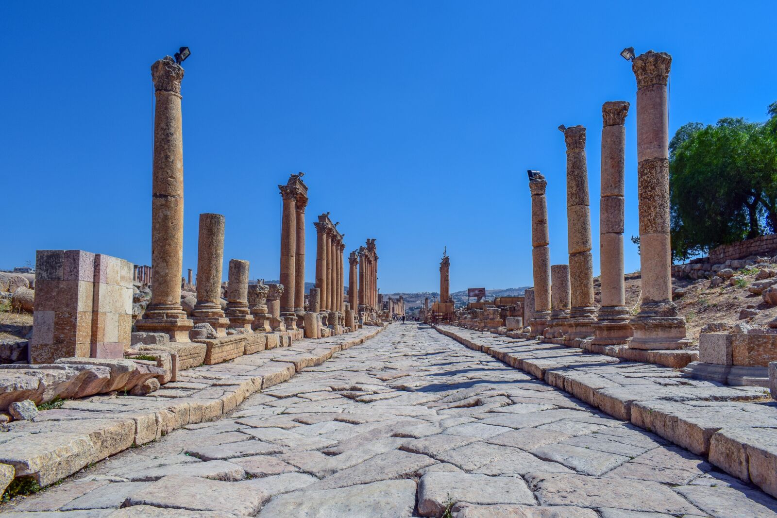 Nikon D3300 sample photo. Pillars, colonnade, stone photography