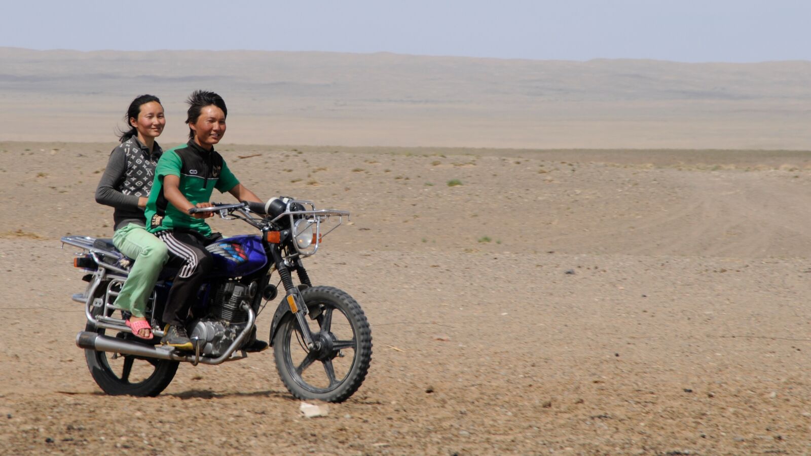 Nikon D300 sample photo. Mongolia, joy, desert photography