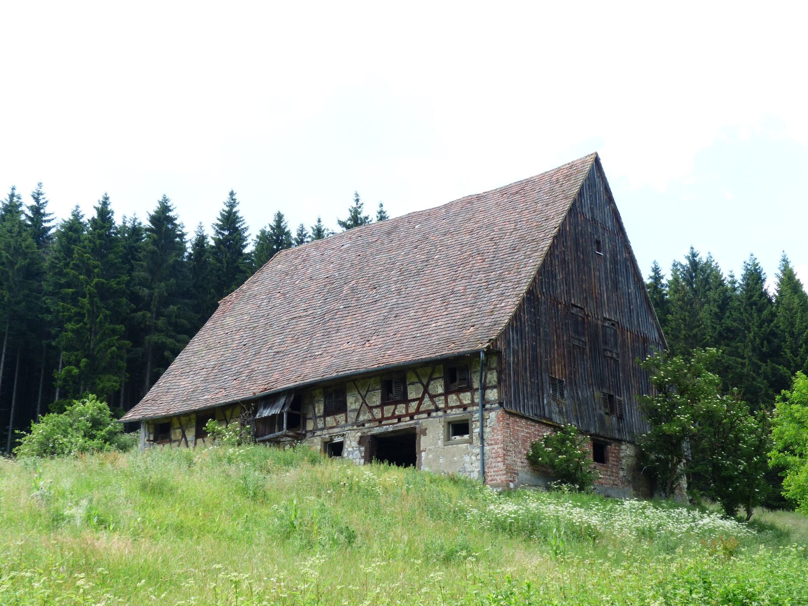 Panasonic Lumix DMC-FZ200 sample photo. Barn, farm, scheuer photography
