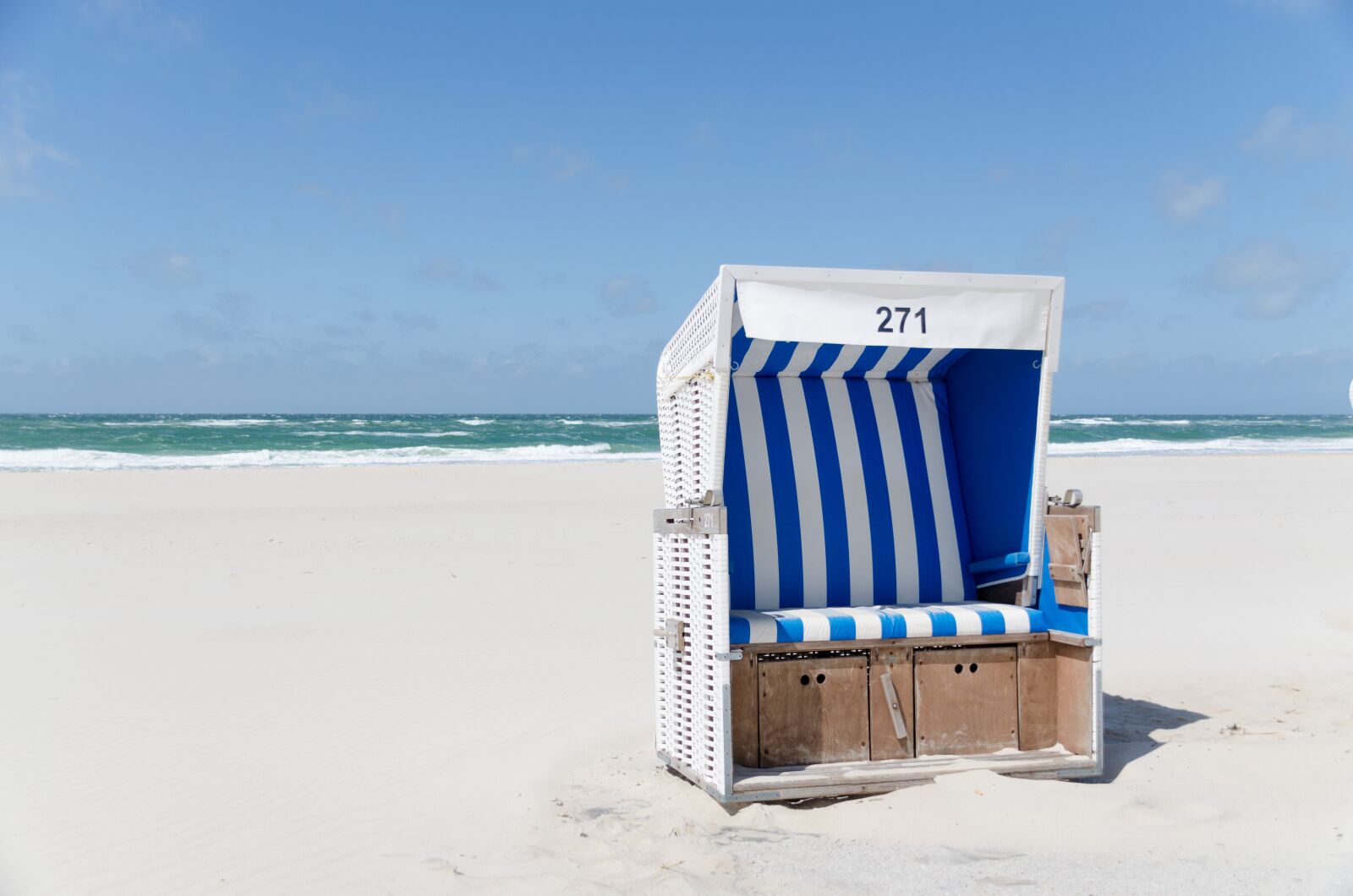 Nikon D5100 sample photo. Beach chair, beach, westerland photography