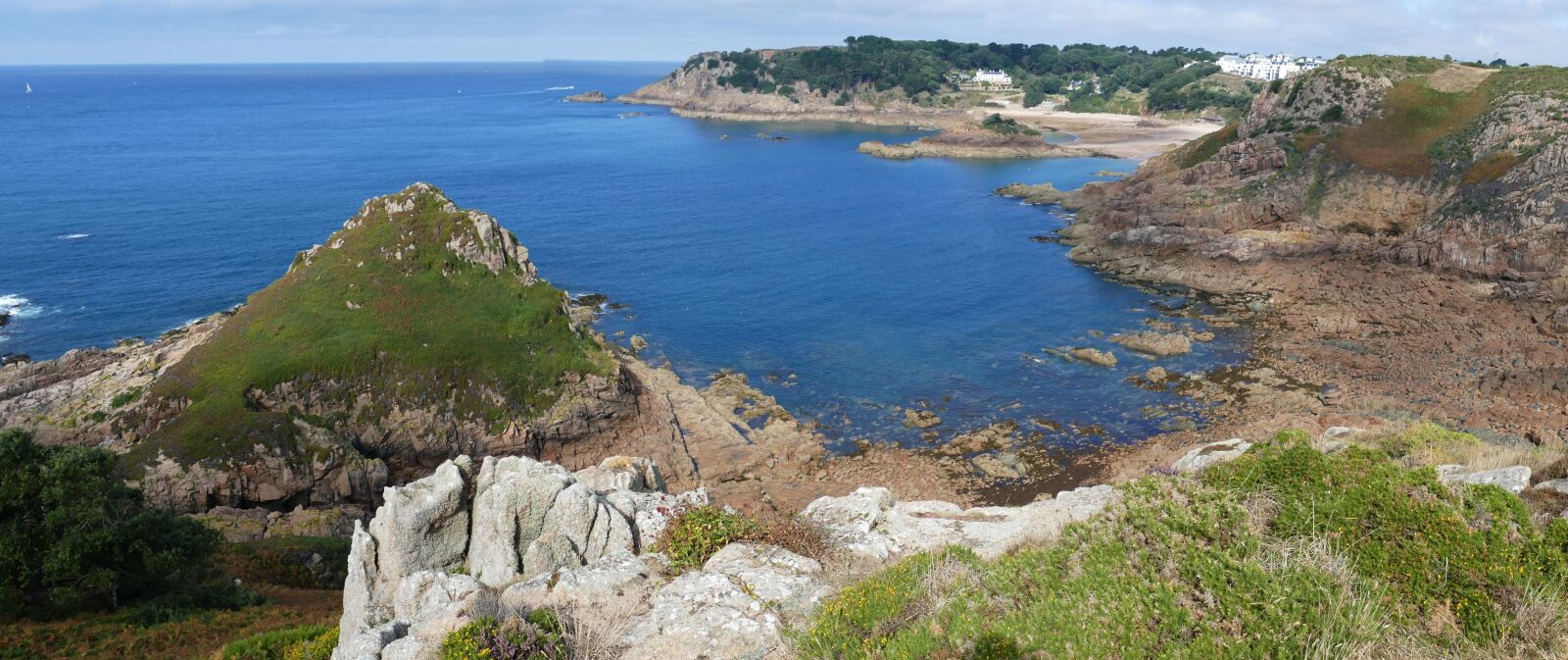 Panasonic Lumix DMC-FZ1000 sample photo. Jersey, england, channel islands photography