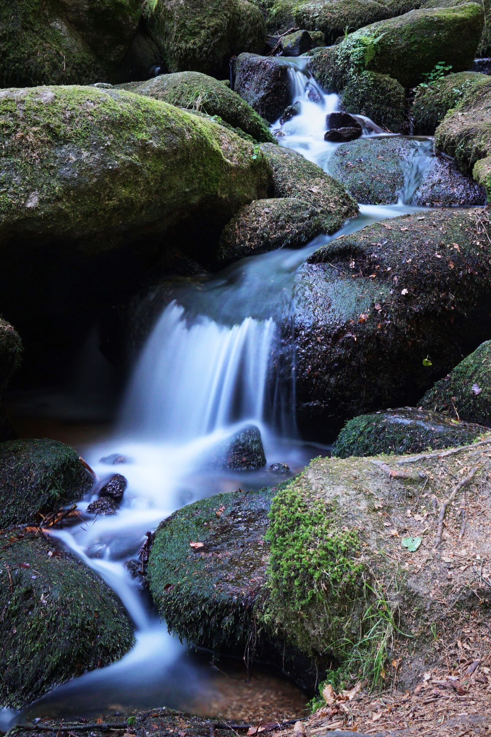 Sony a6000 + Sony Vario-Tessar T* E 16-70mm F4 ZA OSS sample photo. Bach, stones, watercourse photography