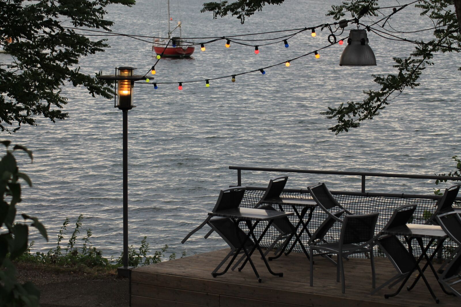Canon EOS 1100D (EOS Rebel T3 / EOS Kiss X50) sample photo. Lake, large wide of photography