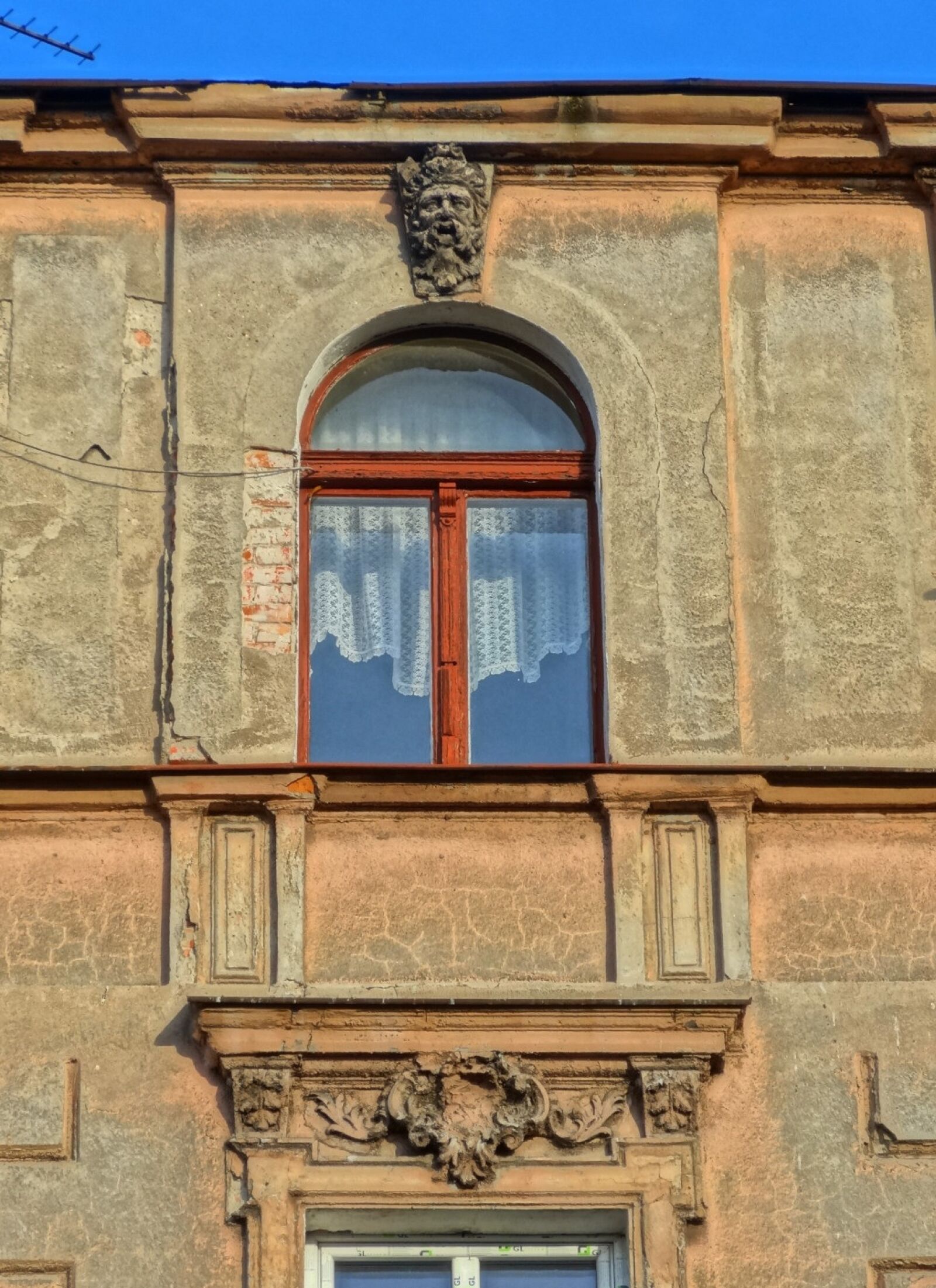 Sony Cyber-shot DSC-HX20V sample photo. Bydgoszcz, building, window photography