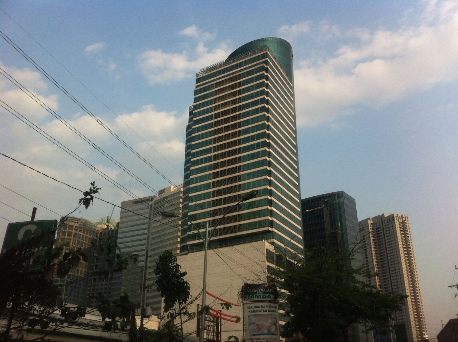 Apple iPhone 4 sample photo. Building, tower, city photography