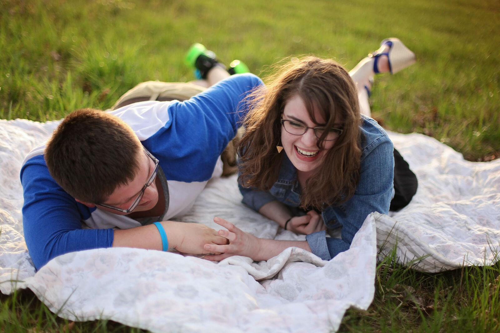 Canon EOS 5D Mark II sample photo. Adult, affection, blur, couple photography