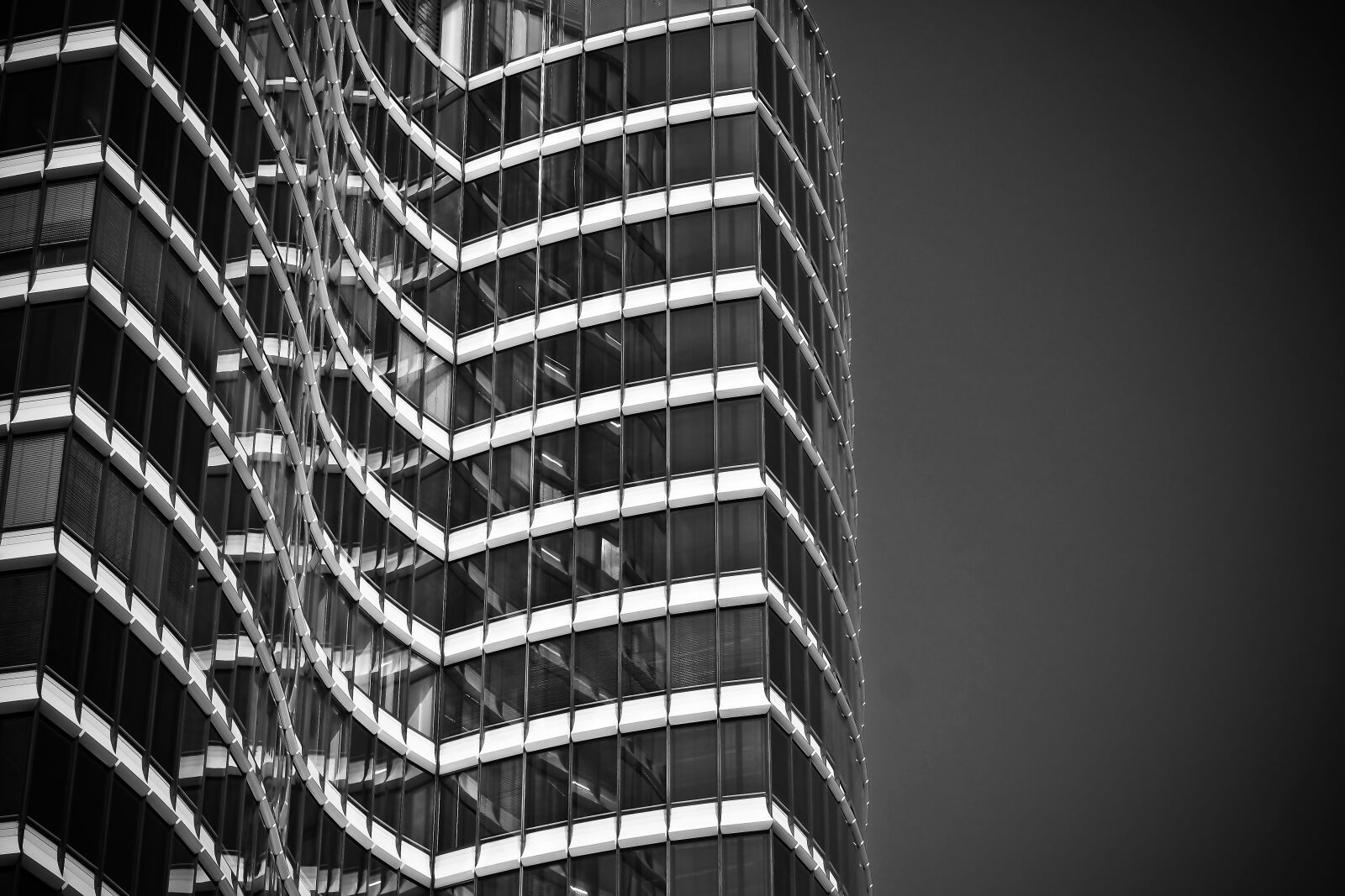 Olympus OM-D E-M10 sample photo. Architecture, modern, building photography
