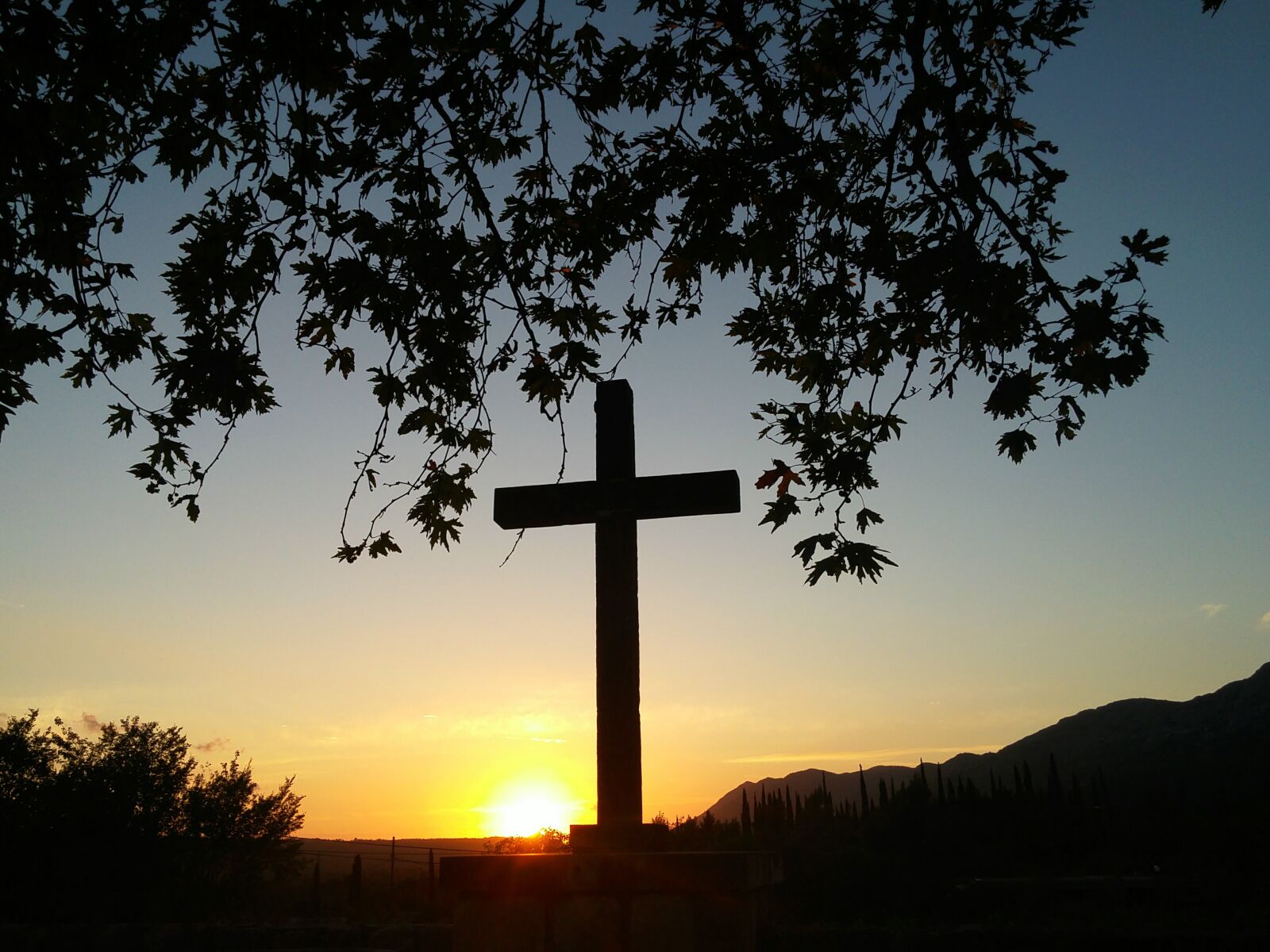 LG G FLEX2 sample photo. Cross, sunset photography