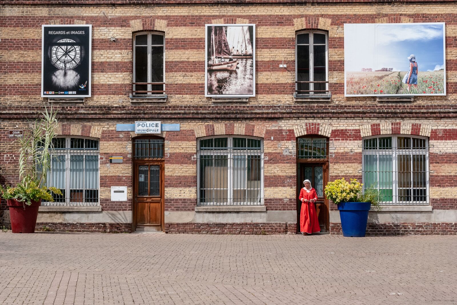 Nikon D80 sample photo. Human, street, urban photography
