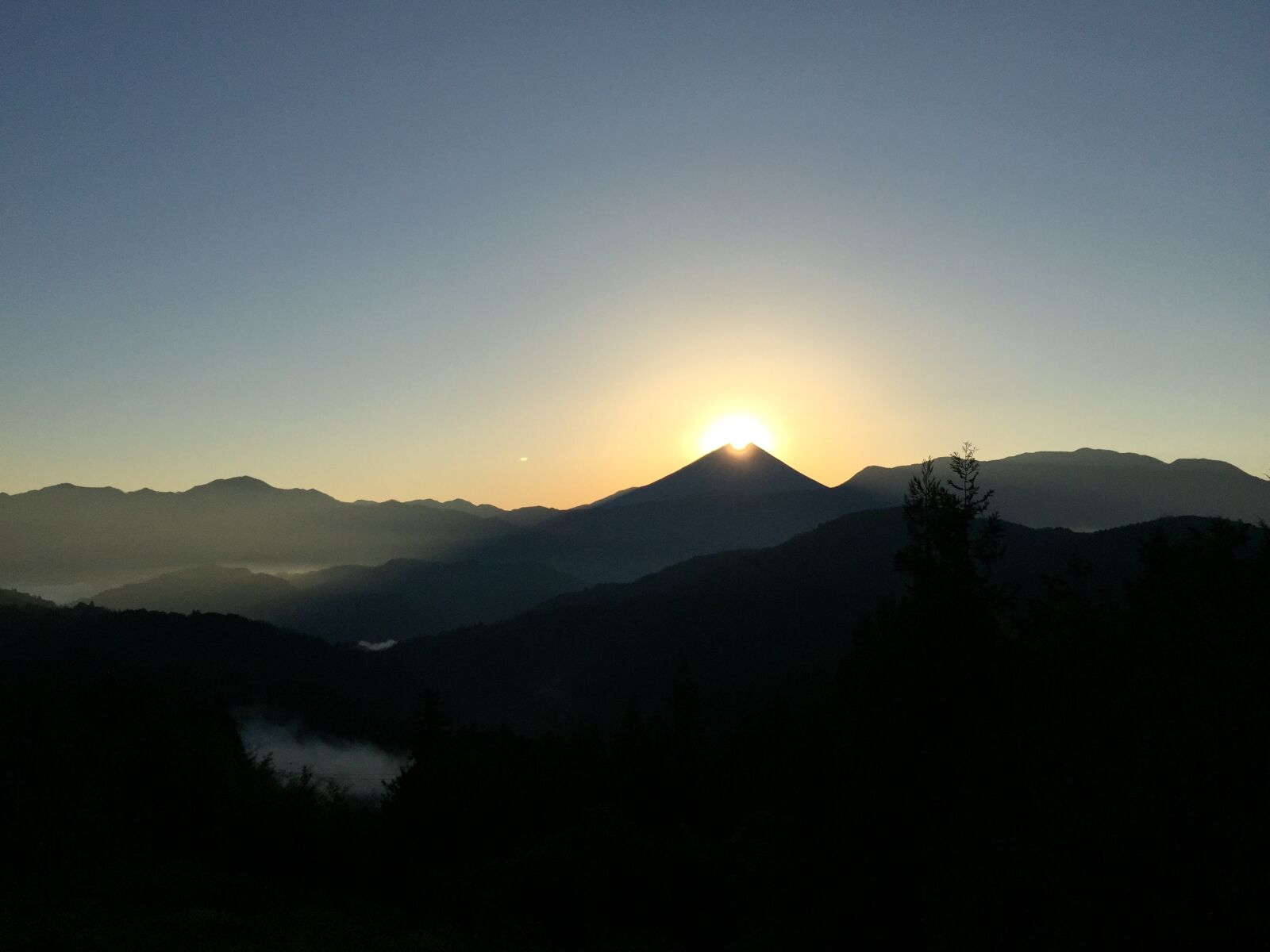 iPhone 6 Plus back camera 4.15mm f/2.2 sample photo. Diamond fuji, dawn, mt photography