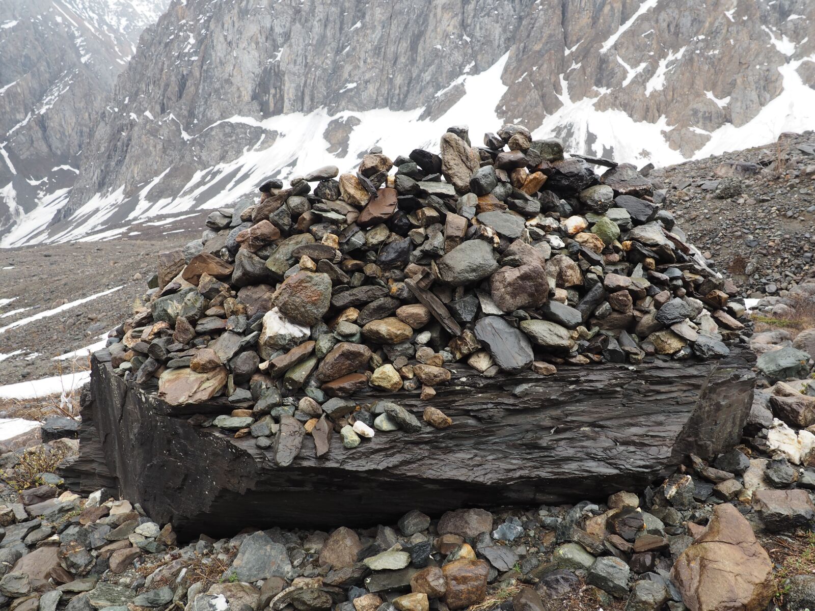 Olympus PEN E-PL7 sample photo. Mountains, altai, stones photography