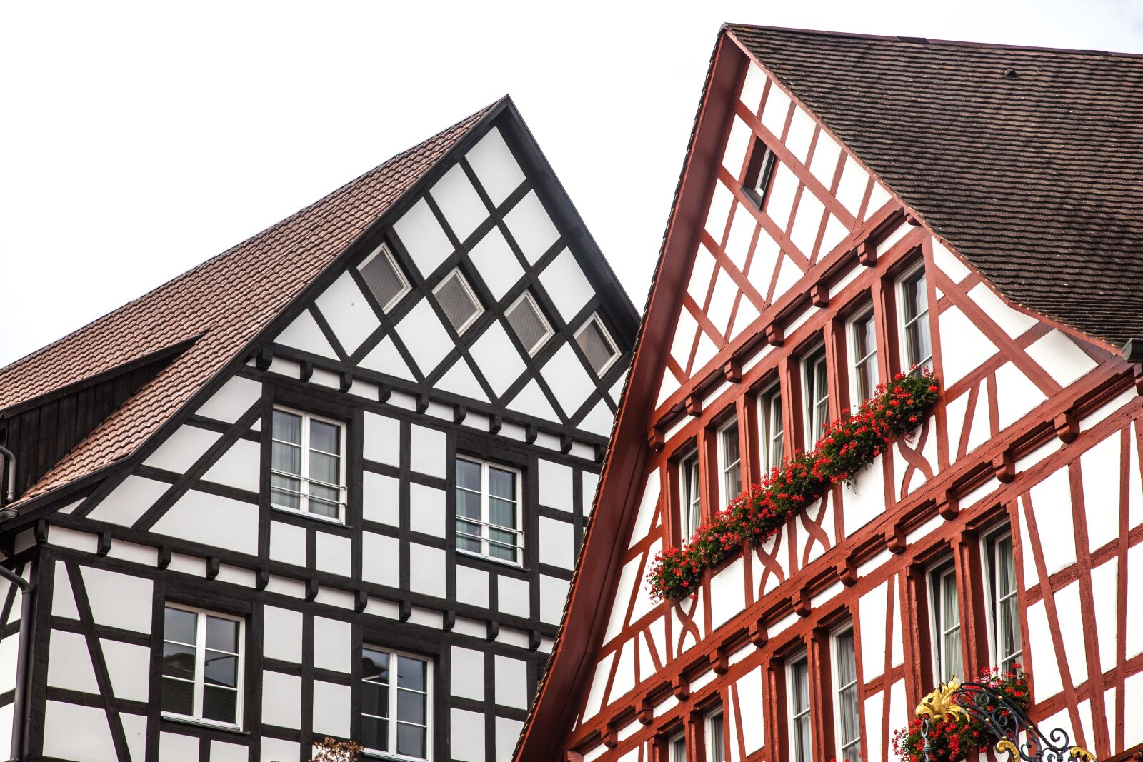 Canon EOS 5D Mark II sample photo. Gable, truss, germany photography