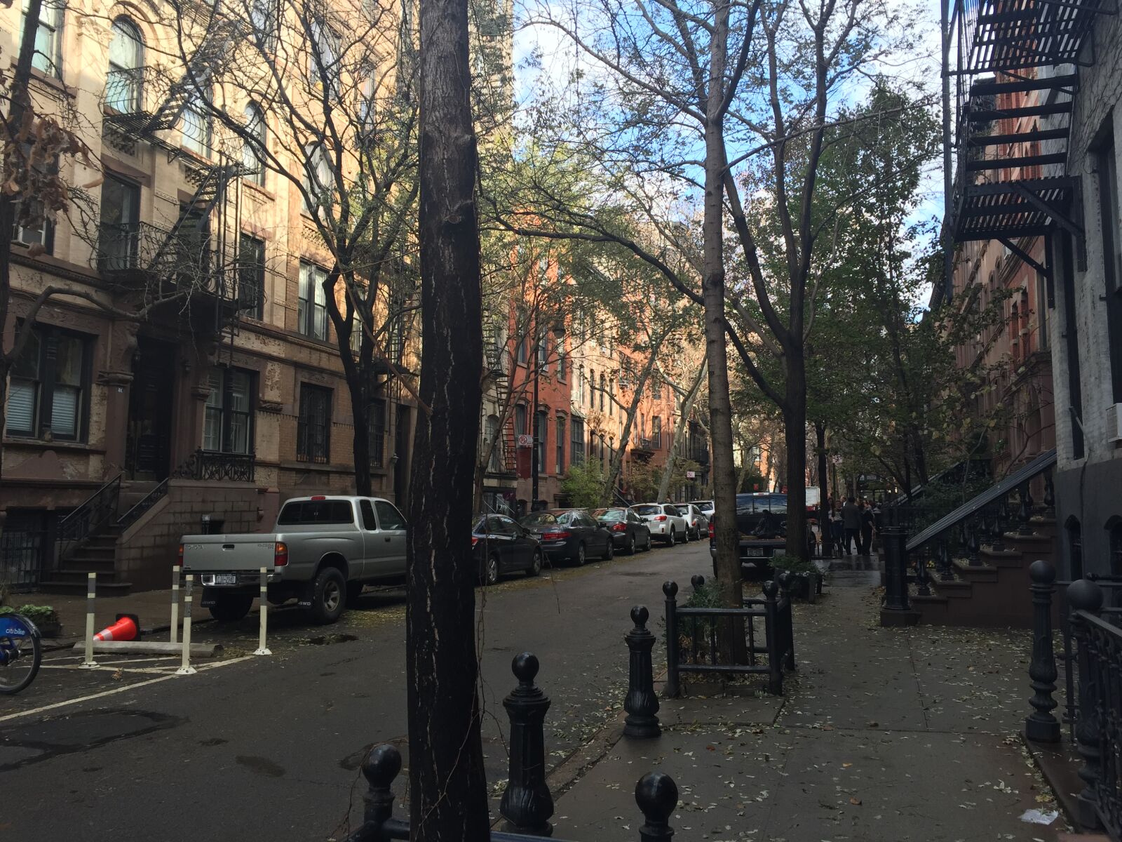 iPhone 6 Plus back camera 4.15mm f/2.2 sample photo. Greenwich, village, new, york photography