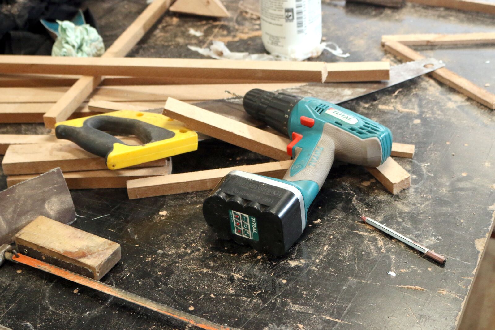 Canon EOS 70D sample photo. Tools, drill, machine photography