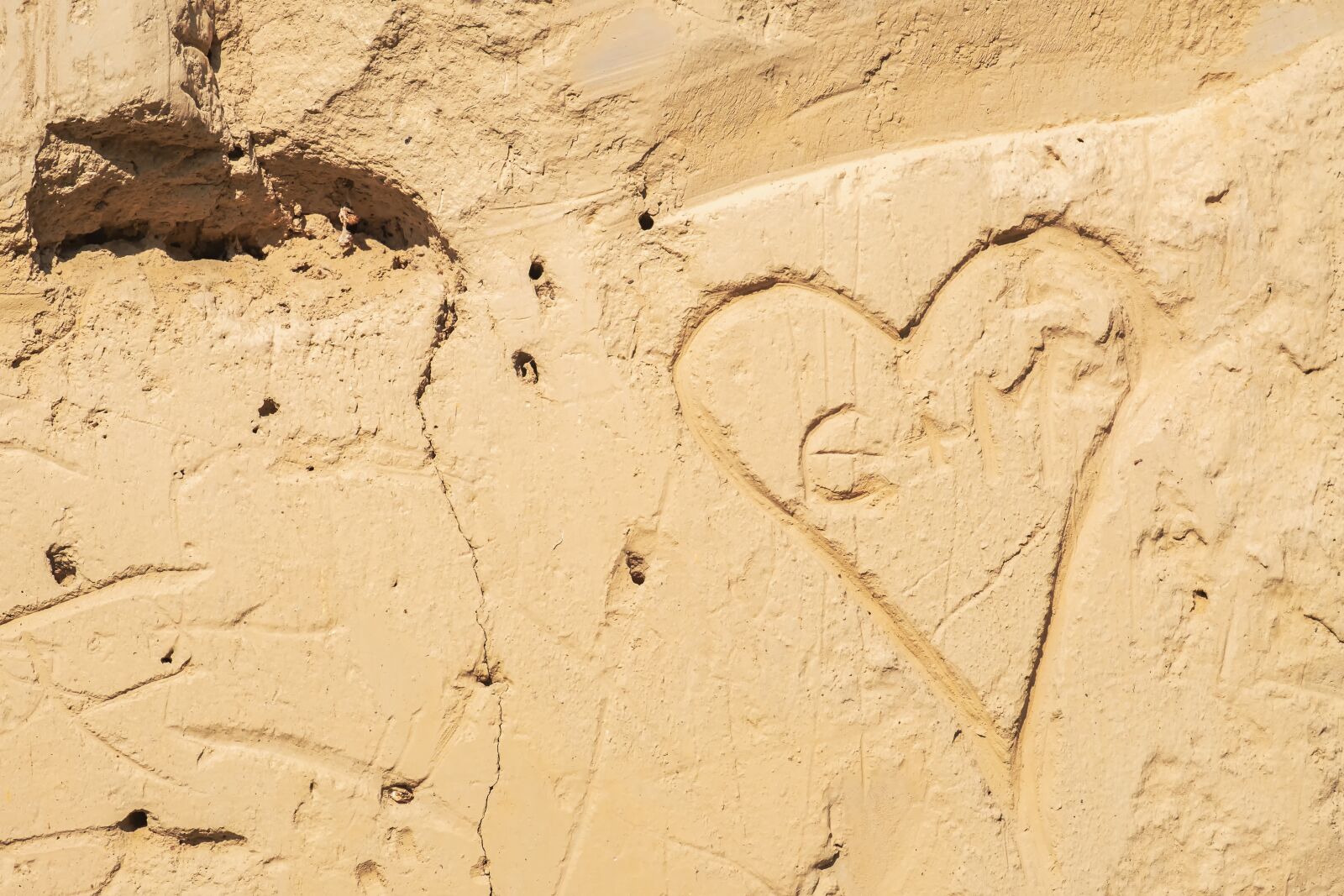 Fujifilm XF 55-200mm F3.5-4.8 R LM OIS sample photo. Heart, lösswand, love photography