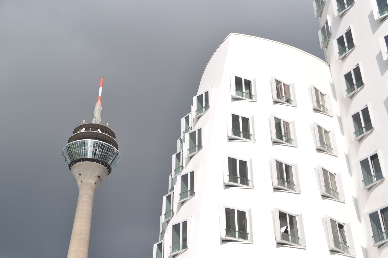Nikon D5000 sample photo. Gehry buildings, d sseldorf photography
