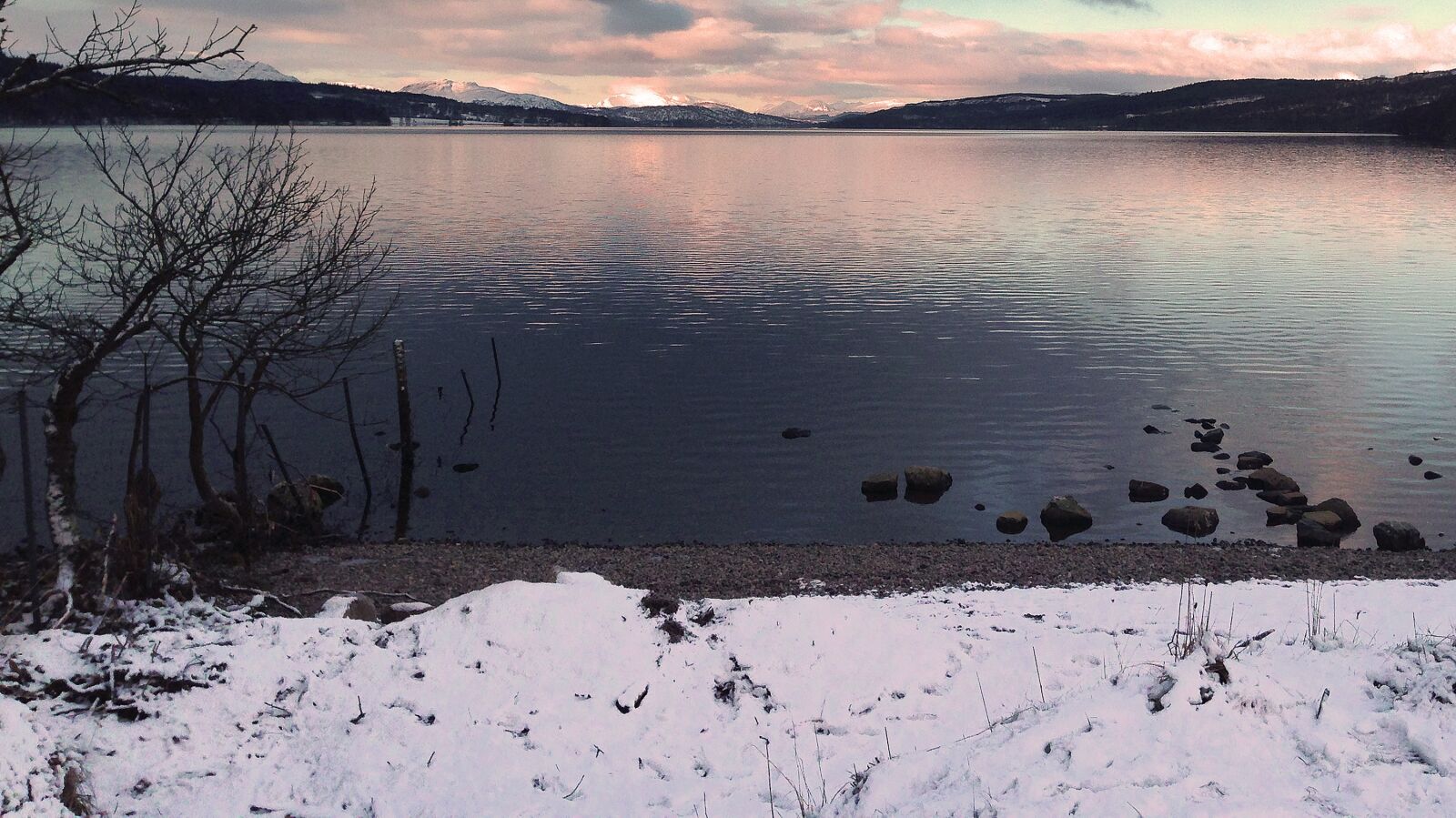 iPhone 5 back camera 4.12mm f/2.4 sample photo. Loch, lake, mountains photography