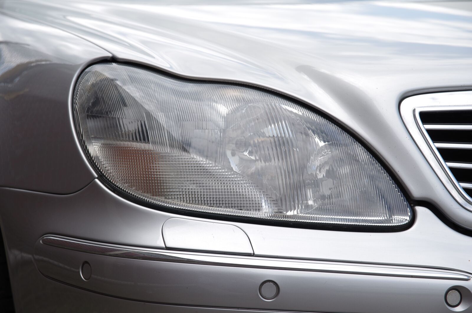 Pentax K-50 sample photo. Auto, spotlight, blinker photography