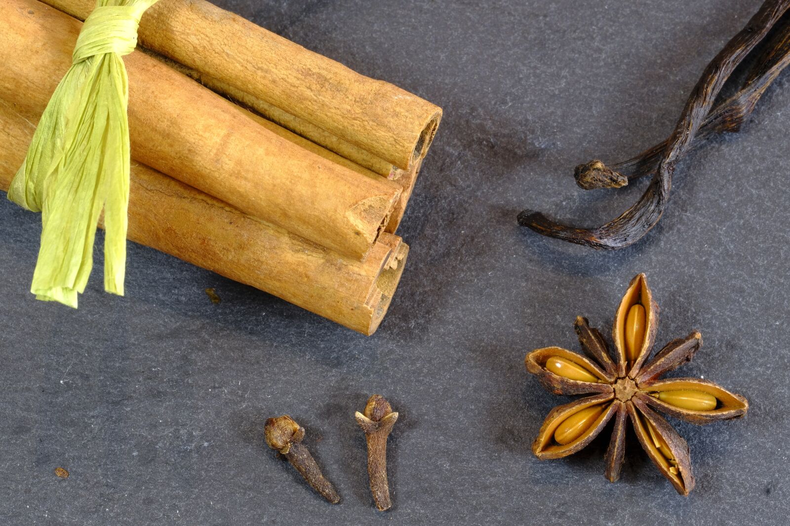 Fujifilm XF 80mm F2.8 R LM OIS WR Macro sample photo. Cinnamon, cinnamon stick, anise photography