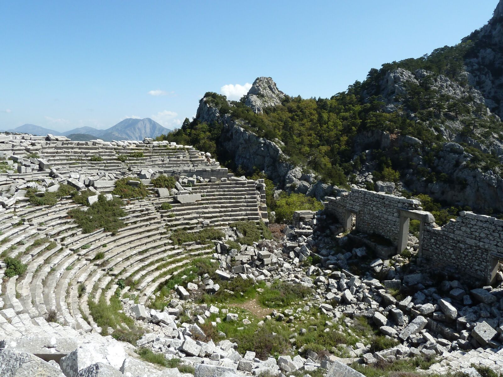 Panasonic Lumix DMC-ZS7 (Lumix DMC-TZ10) sample photo. Termesoss, antiquity, turkey photography