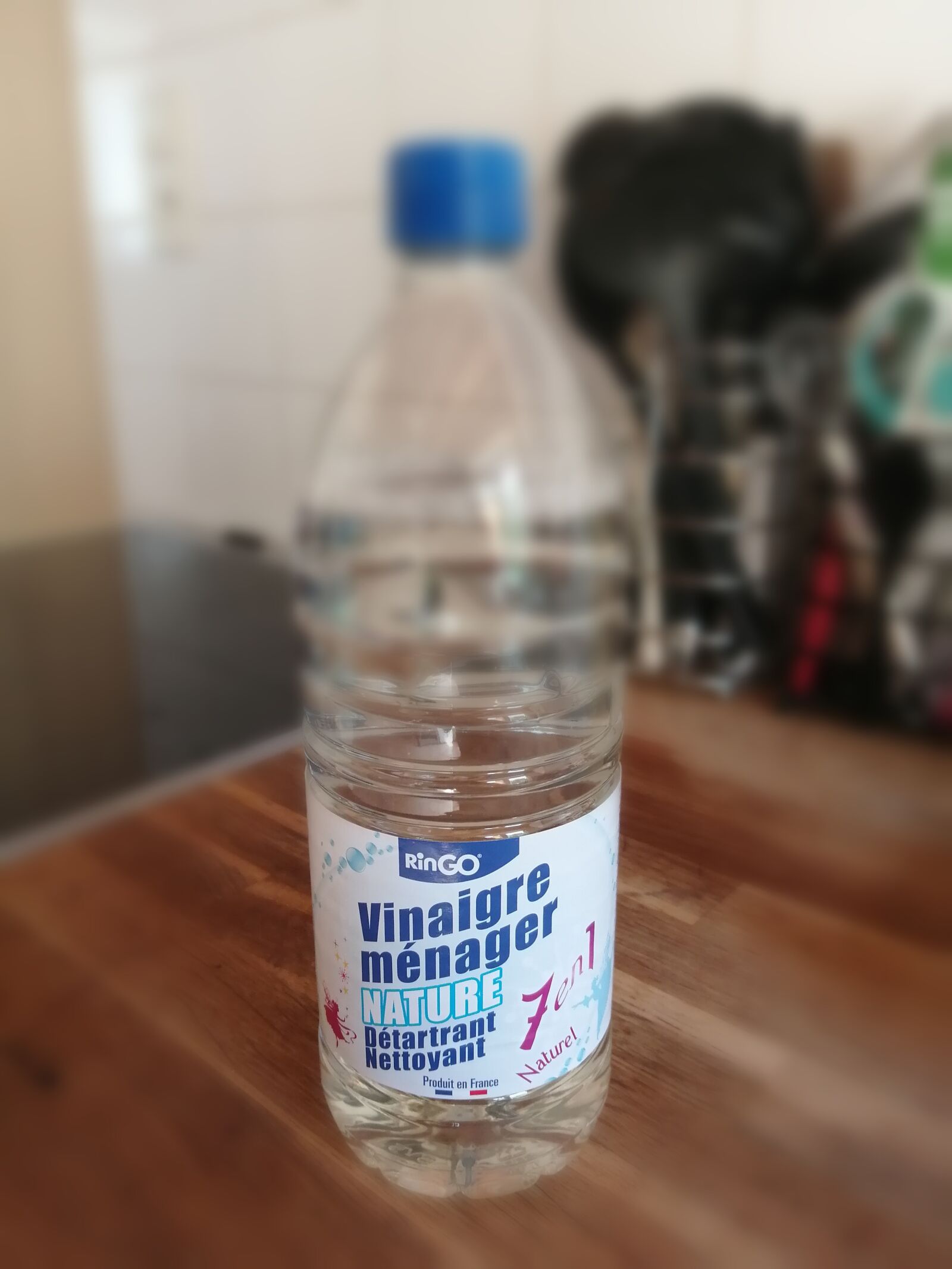 HUAWEI P SMART 2019 sample photo. Household vinegar, white vinegar photography