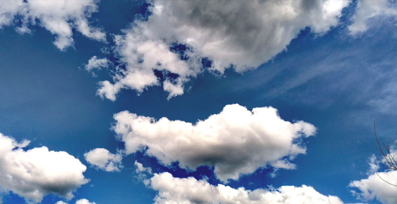 HUAWEI P30 LITE sample photo. Clouds, flying, blue photography