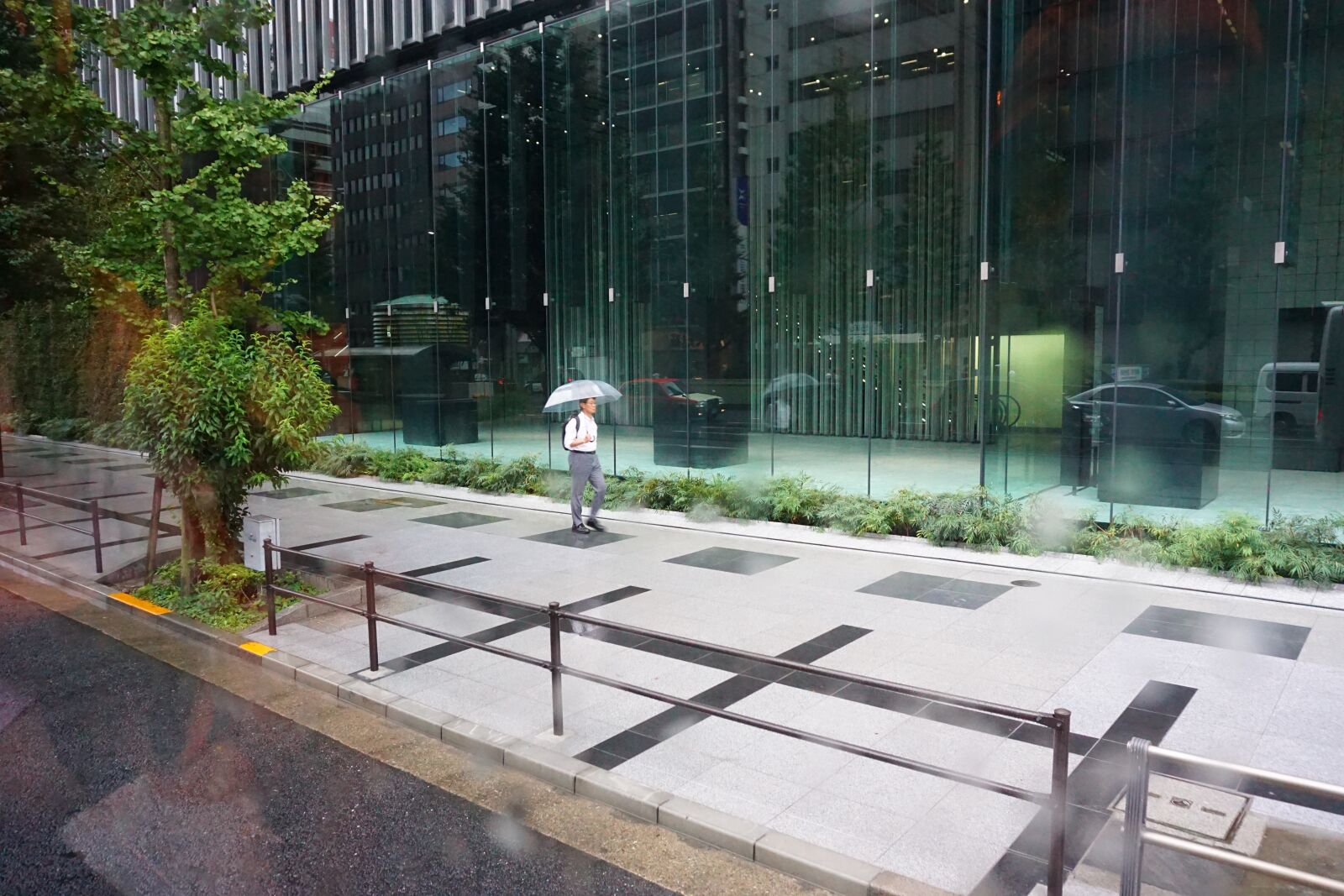 Sony a6000 sample photo. Tokyo, japan, street photography