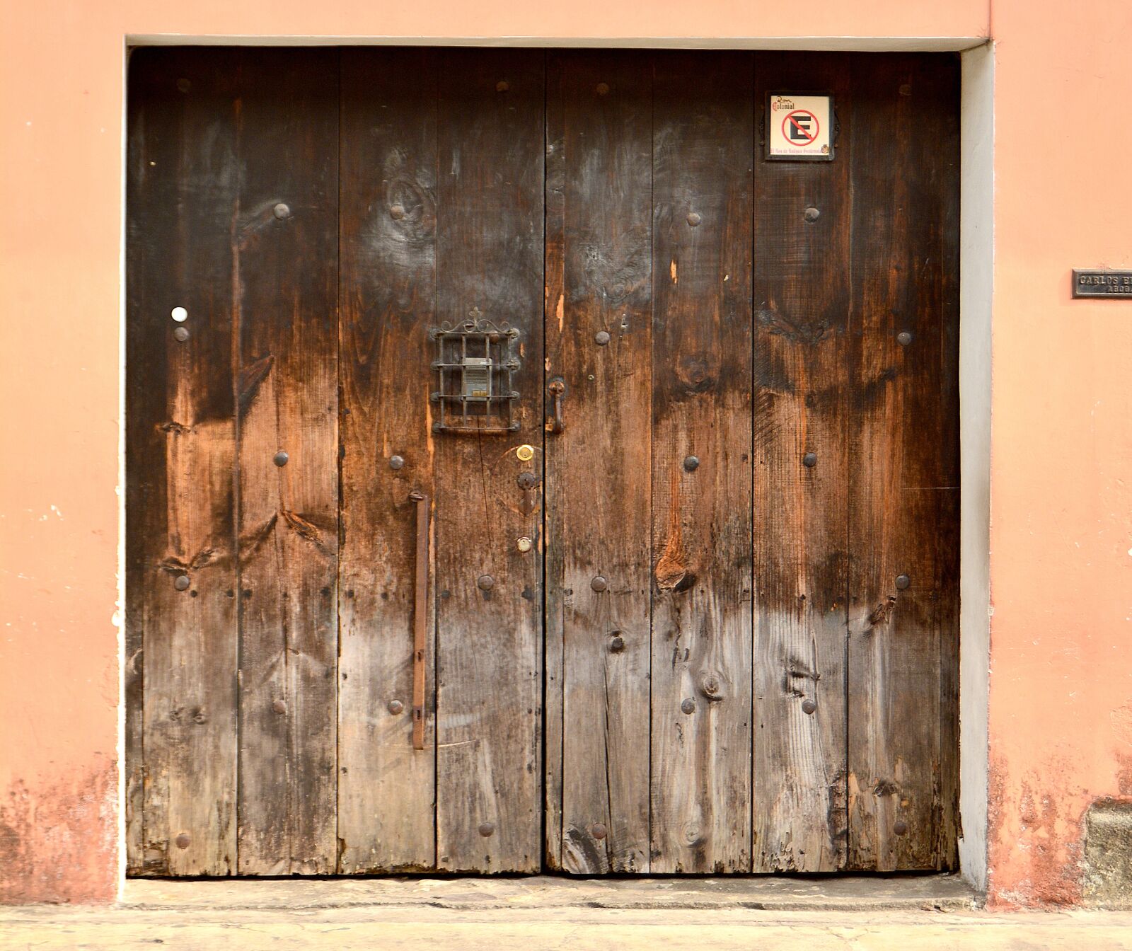 Nikon D5200 sample photo. Door, wood, wooden door photography