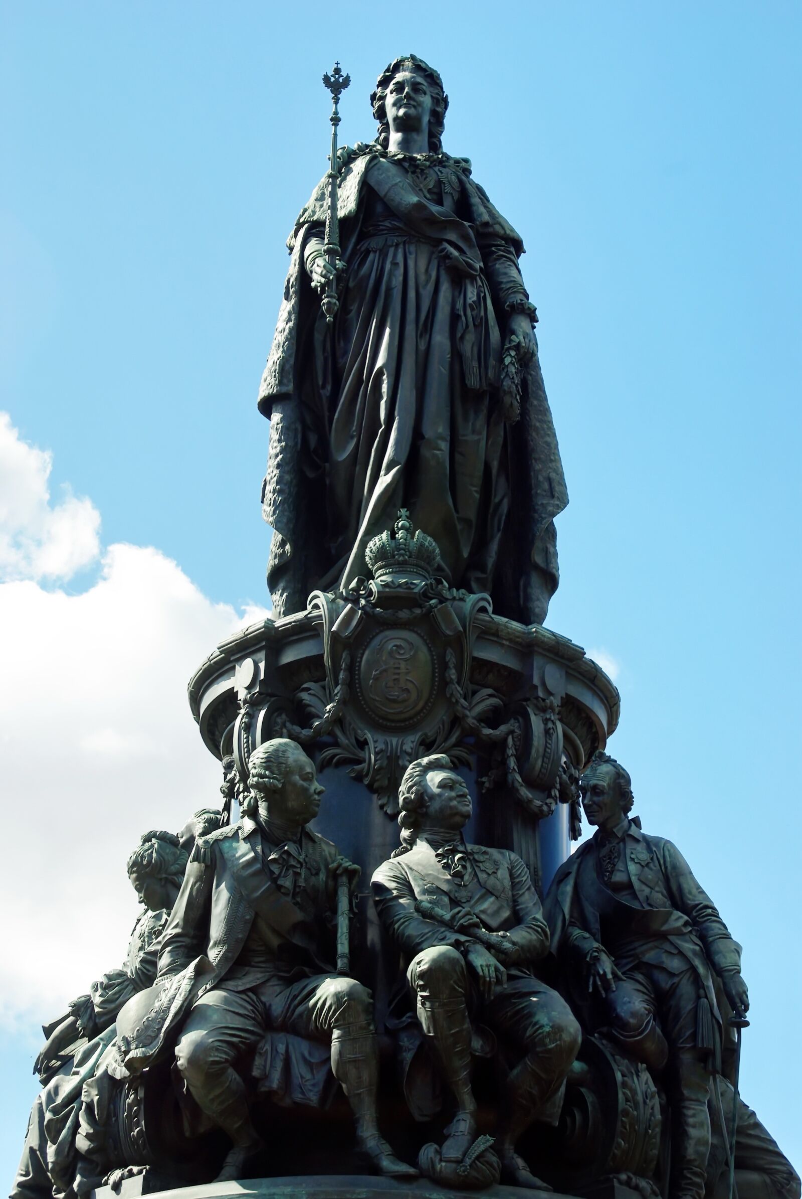 Pentax K200D sample photo. St petersburg, catherine 2, monument photography