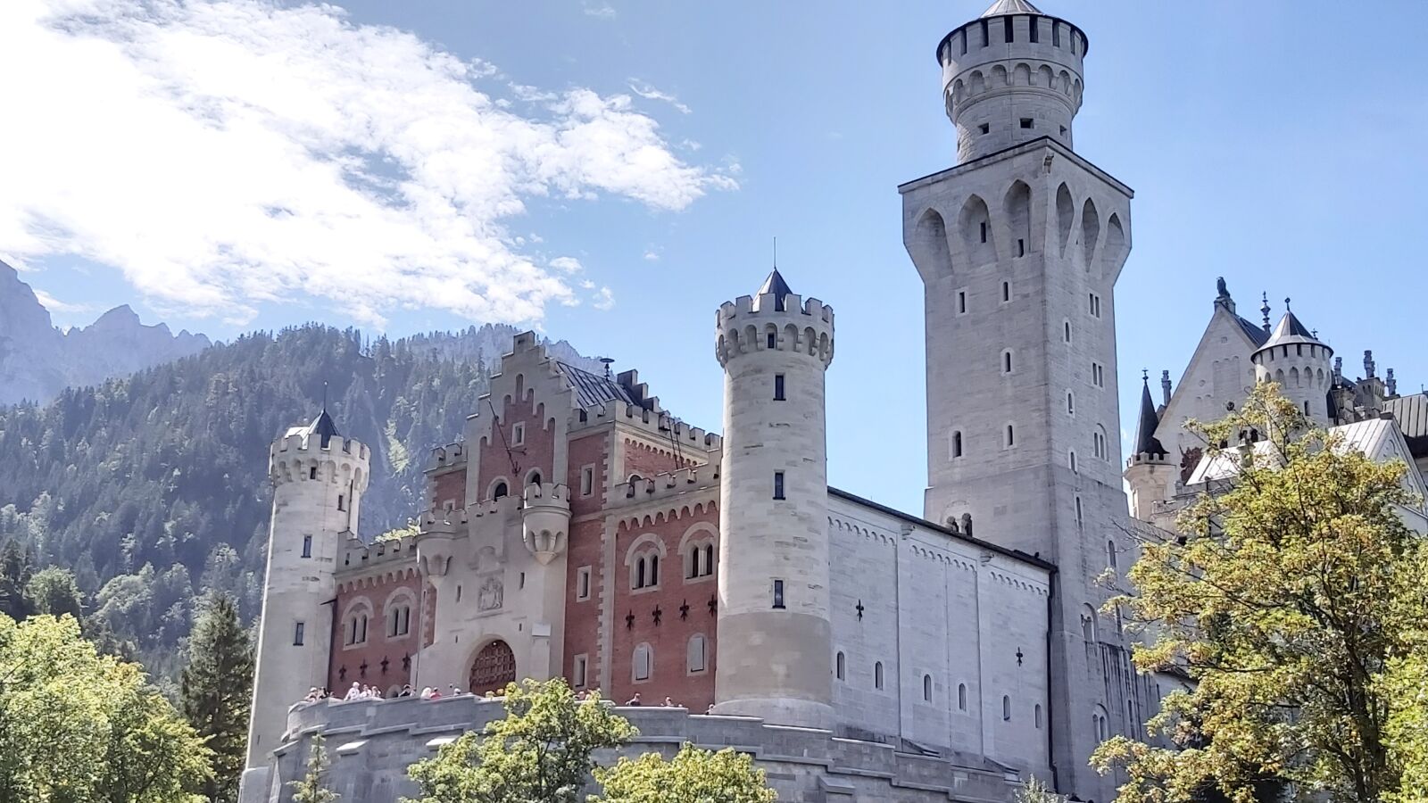 Samsung Galaxy A70 sample photo. Castle, kristin, alpine photography