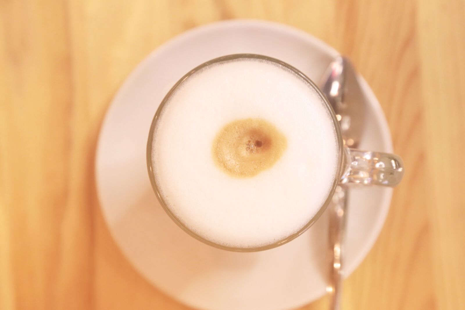 Canon EOS 6D + Canon EF 24-105mm F4L IS USM sample photo. Cappuccino, fresh, closeup photography