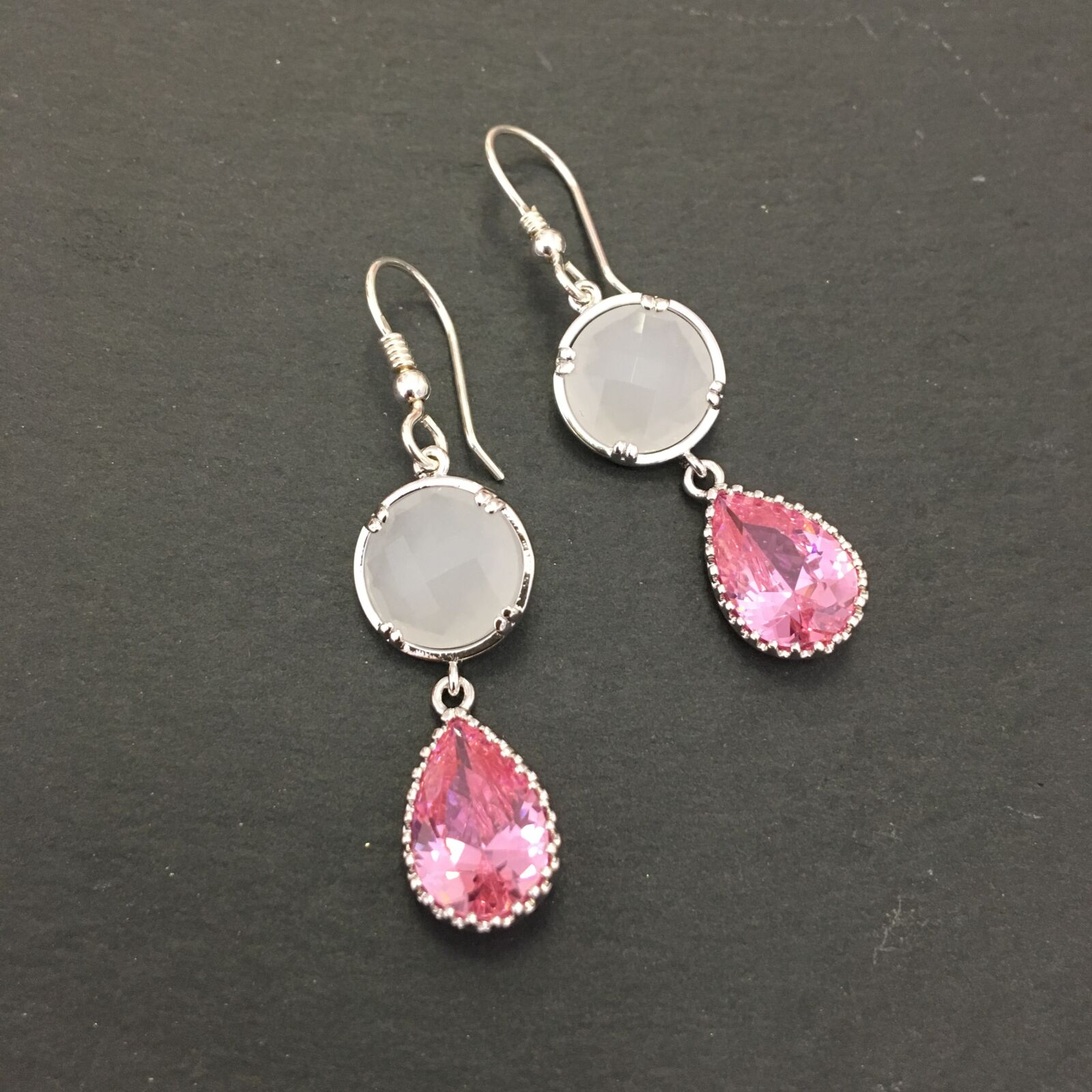 iPhone 6s back camera 4.15mm f/2.2 sample photo. Earrings, jewellery, bezel photography