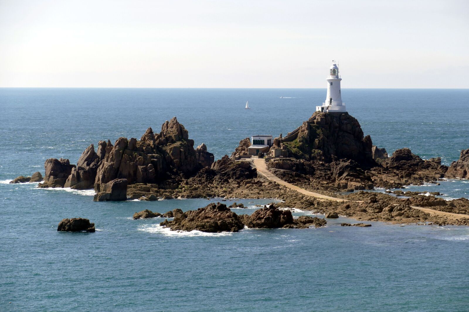Panasonic Lumix DMC-FZ1000 sample photo. Lighthouse, tower, coast photography
