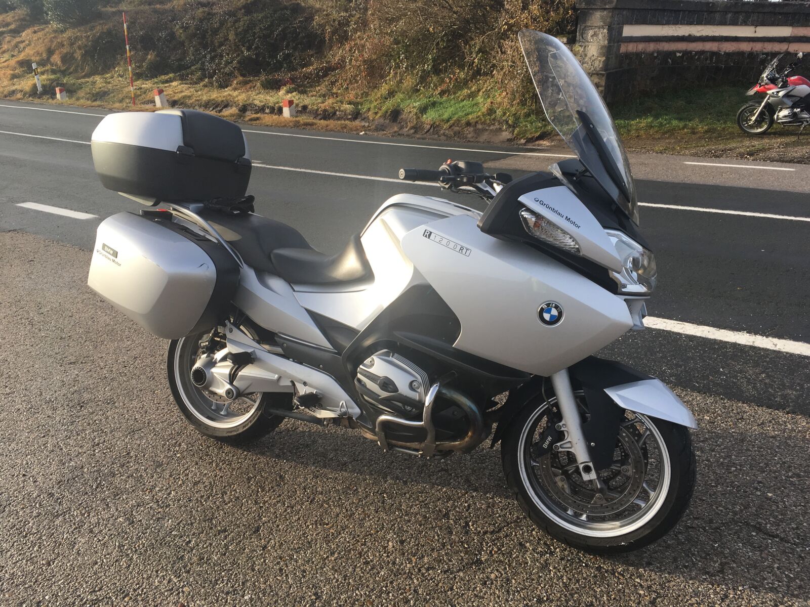 iPhone SE back camera 4.15mm f/2.2 sample photo. Mot, bmw, r1200rt photography