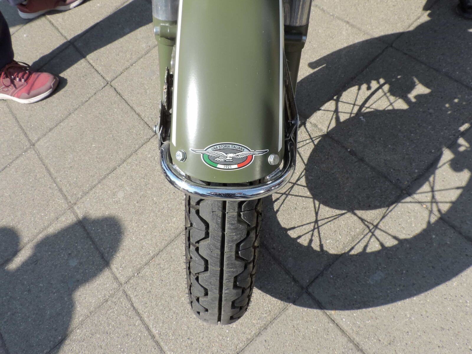 Nikon Coolpix P520 sample photo. Design, motorcycle, parking lot photography