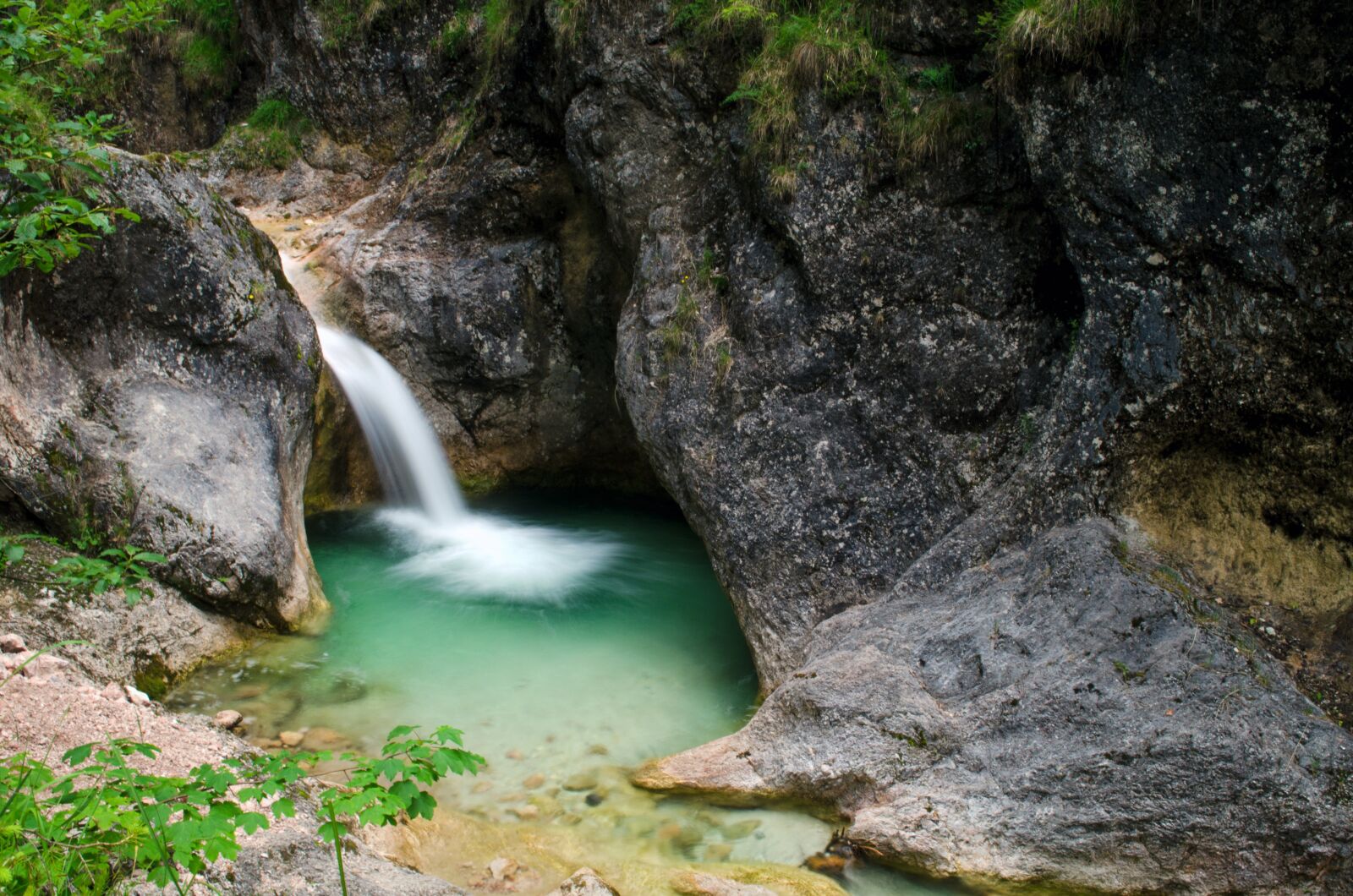 Nikon D5100 sample photo. Clammy, water, gorge photography