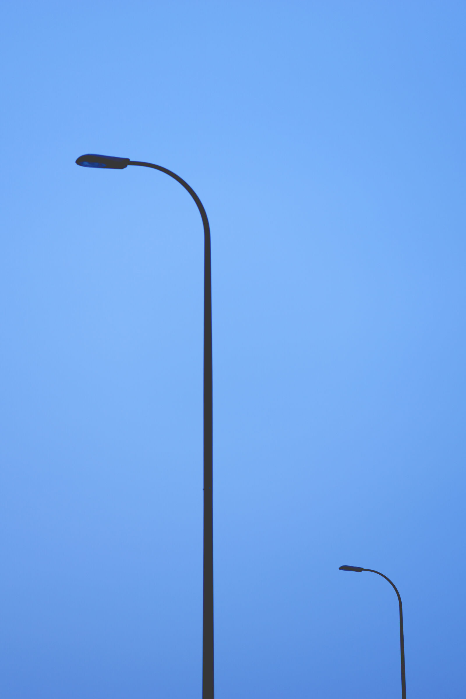 Sony a6000 + E 60mm F2.8 sample photo. Blue, lantern, minimalism, street photography