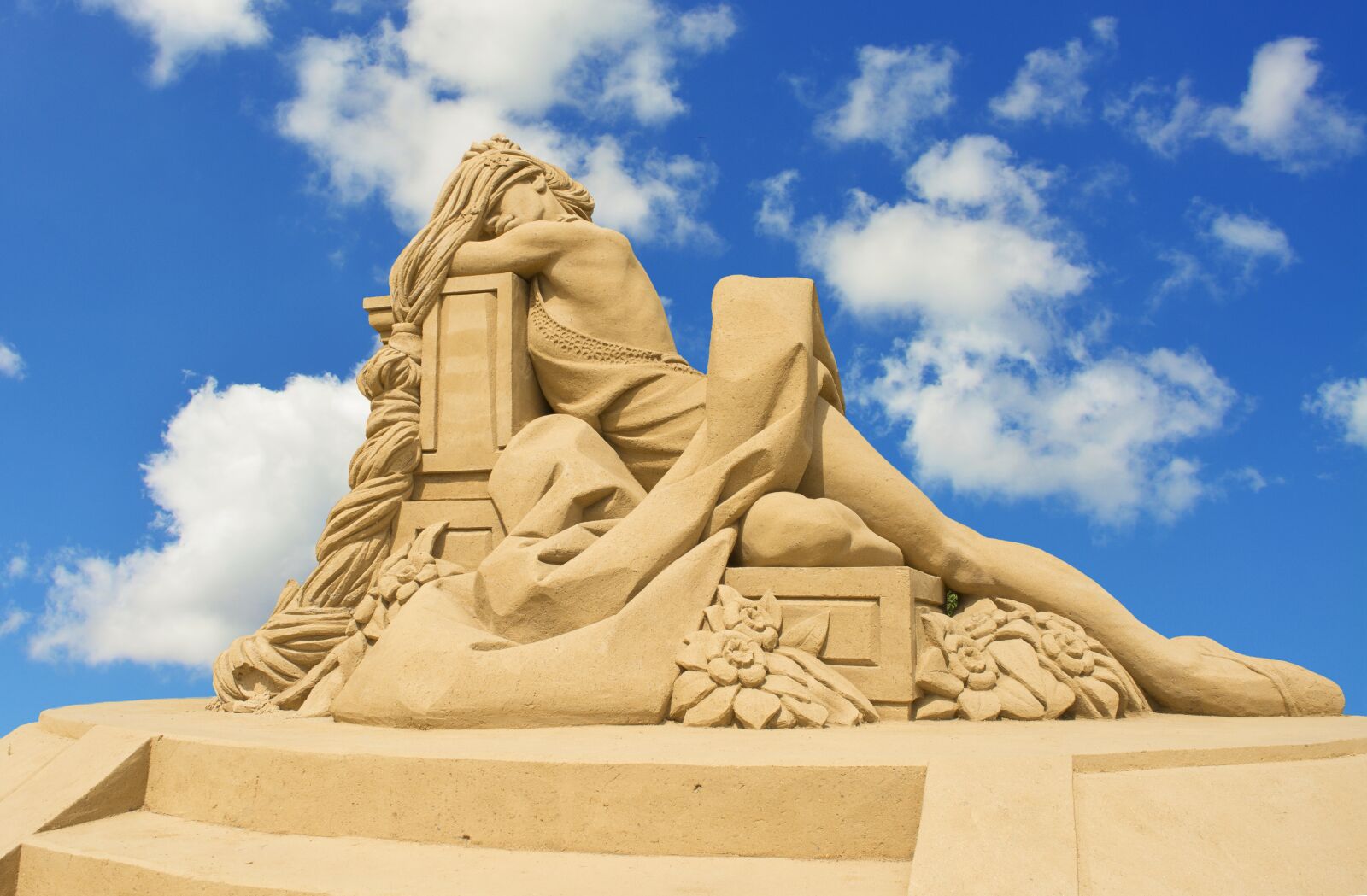 Nikon D5200 sample photo. Beauty, sculpture, statue photography