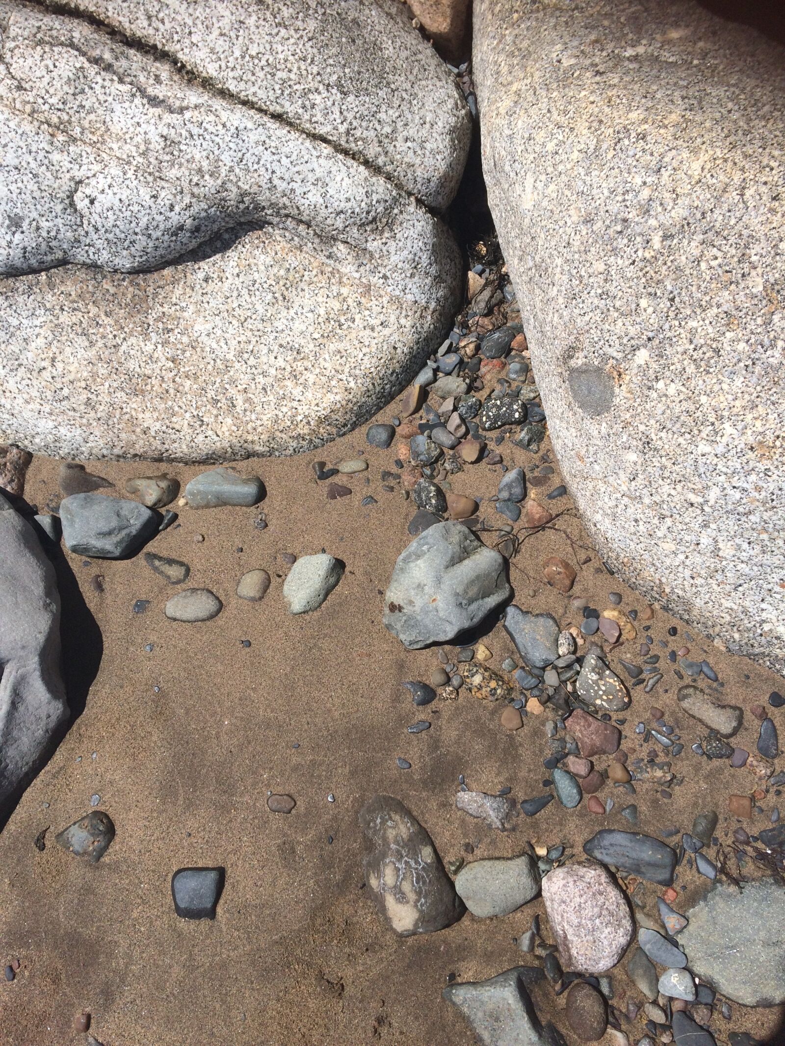 Apple iPhone 5s sample photo. Beach, canada, nature, rocks photography