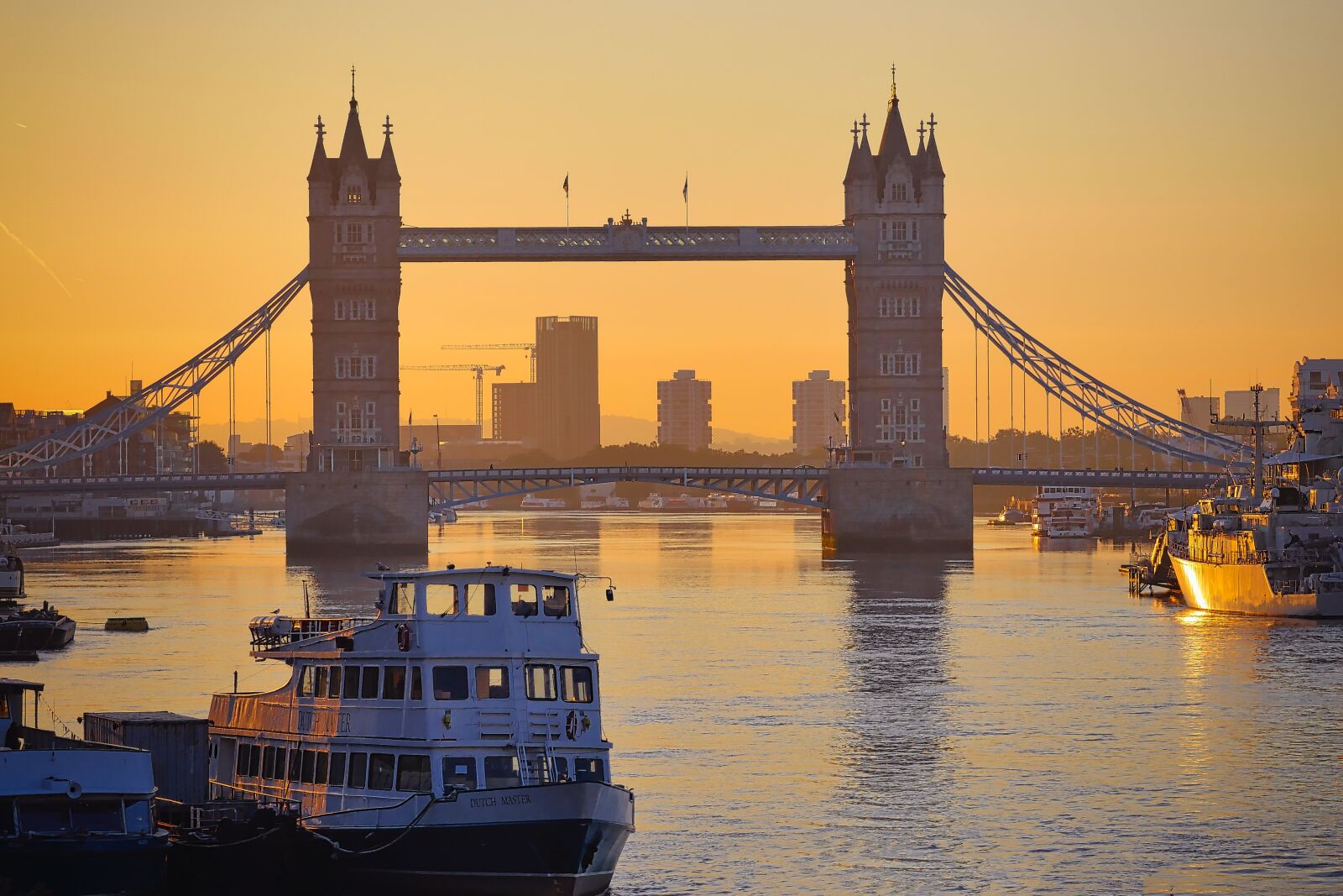 Panasonic Lumix DMC-GX8 sample photo. London, tower bridge, england photography