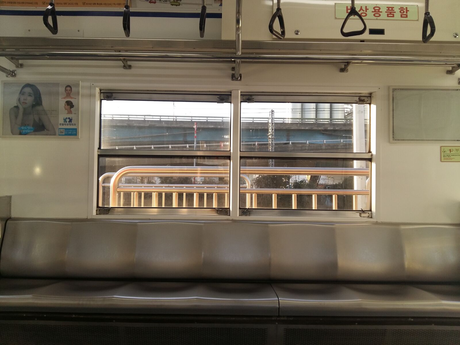 Samsung Galaxy A5 sample photo. Subway, seating, commuting photography