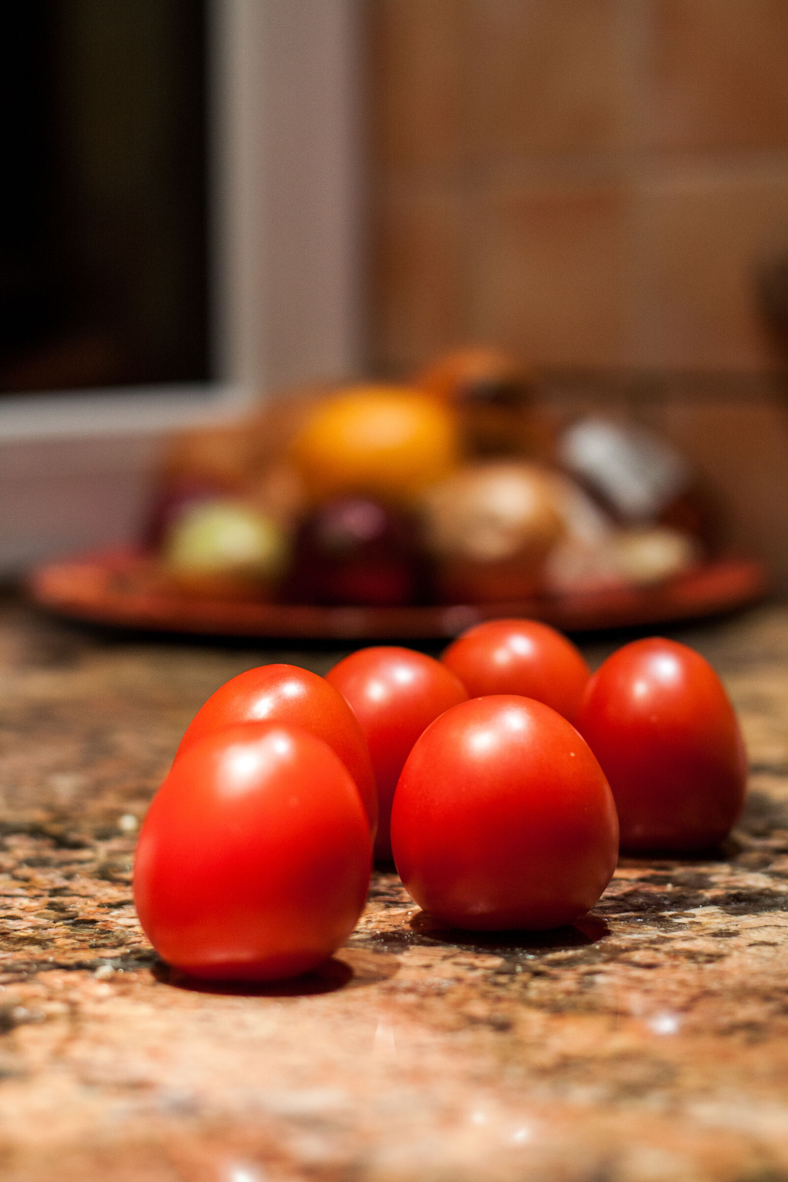 Canon EOS 50D + Canon EF 50mm F1.4 USM sample photo. Food, kitchen, red, tomato photography